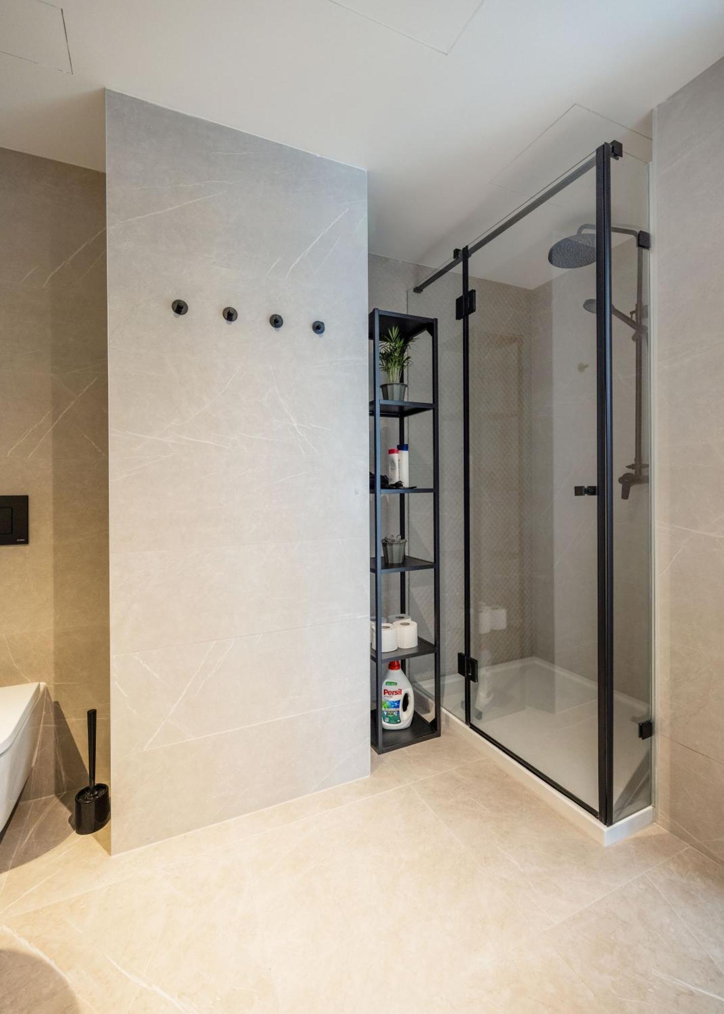 דירה Skyline Living - Penthouse With Terrace And Parking