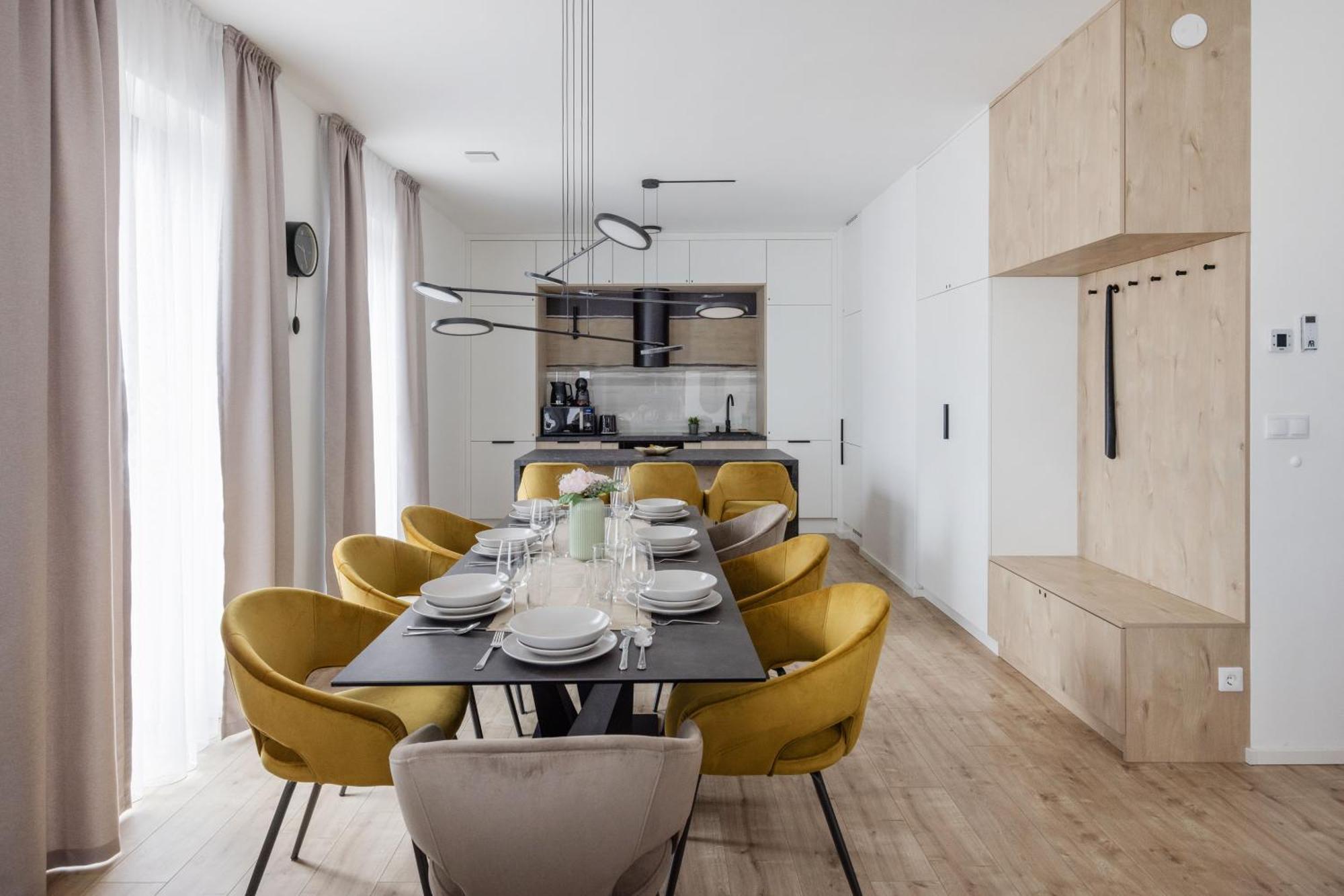 Skyline Living - Penthouse With Terrace And Parking דירה *