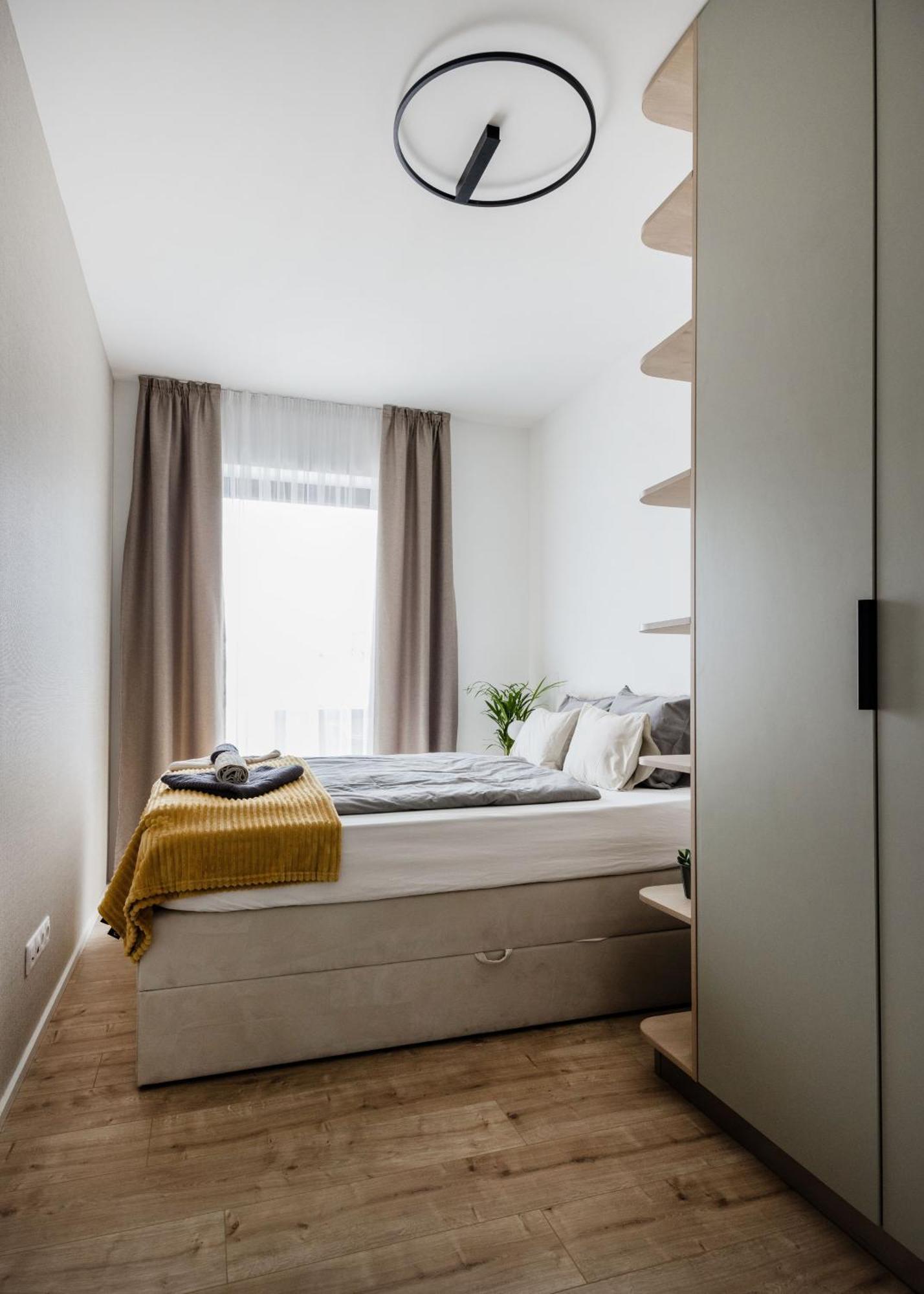 Skyline Living - Penthouse With Terrace And Parking דירה
